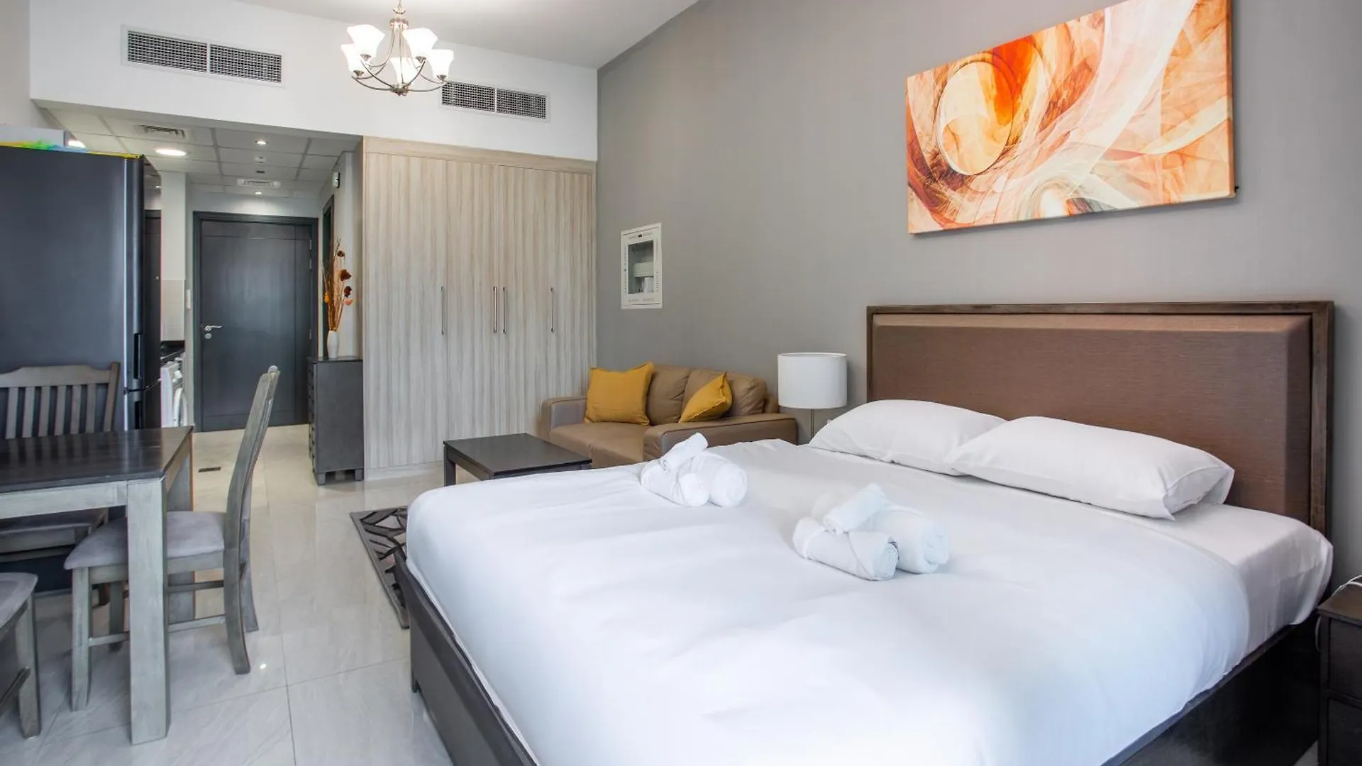 Elegant Studio In Elite Business Bay Dubai United Arab Emirates